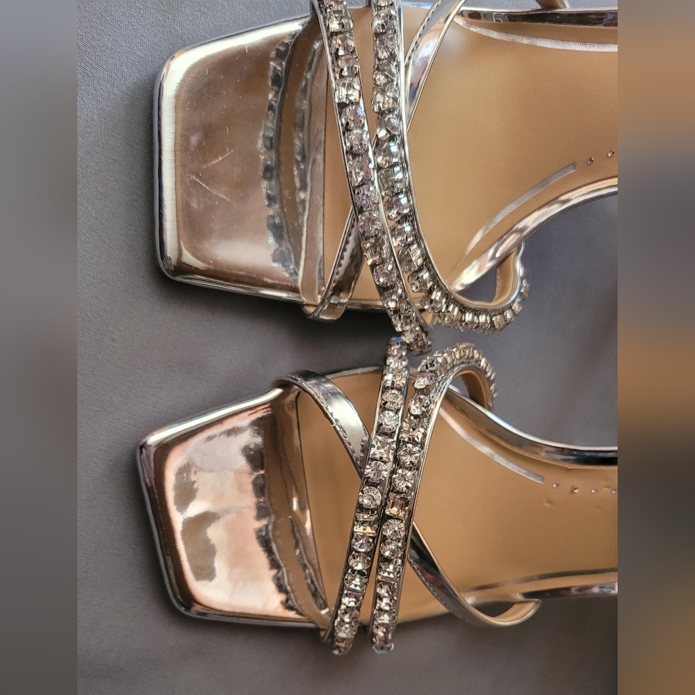 ANTONIO MELANI Silver Strappy Heels